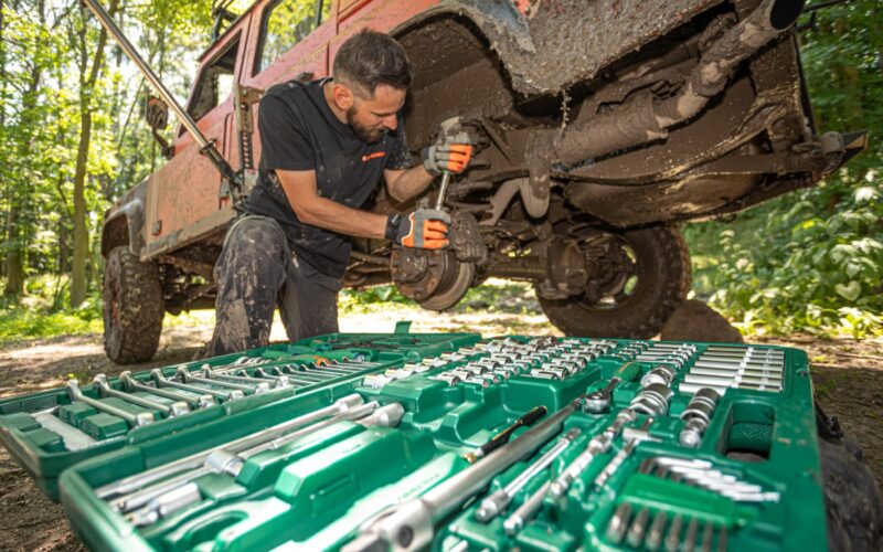 Klucze nasadowo-przegubowe