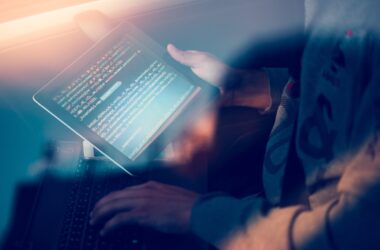 Cyfrowe zmęczenie — jak technologia wpływa na koncentrację i odpoczynek?