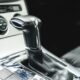 Manualna czy automatyczna skrzynia biegów – co wybrać i dlaczego?
