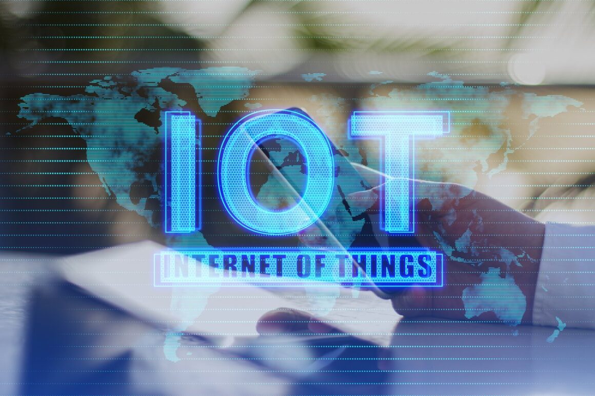 Internet Rzeczy w Inteligentnych Domach: Jak Zbudować Bezpieczną Sieć IoT